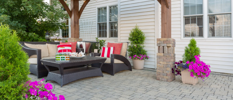 Extending Your Space: 4 Cool Design Ideas for Outdoor Living Spaces