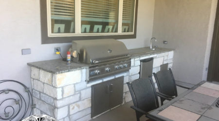 Contemporary outdoor kitchen